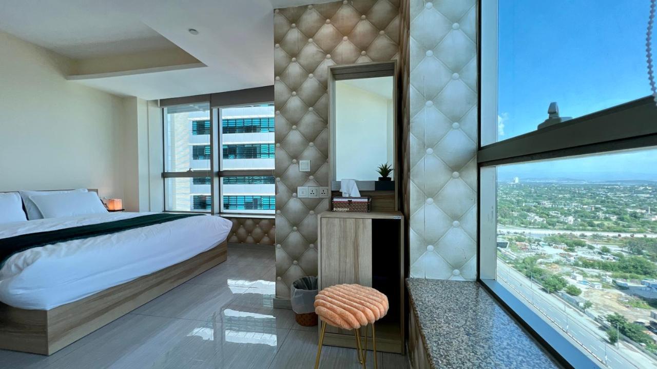 Centaurus Apartment City View Three Beds Islamabad Eksteriør billede