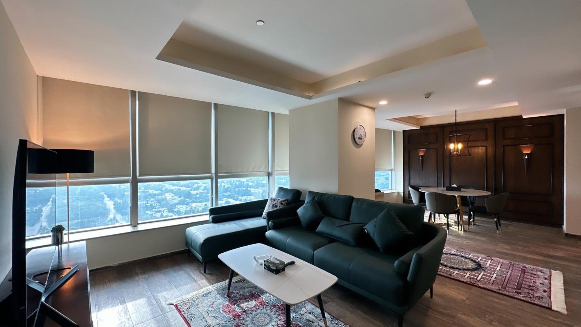 Centaurus Apartment City View Three Beds Islamabad Eksteriør billede
