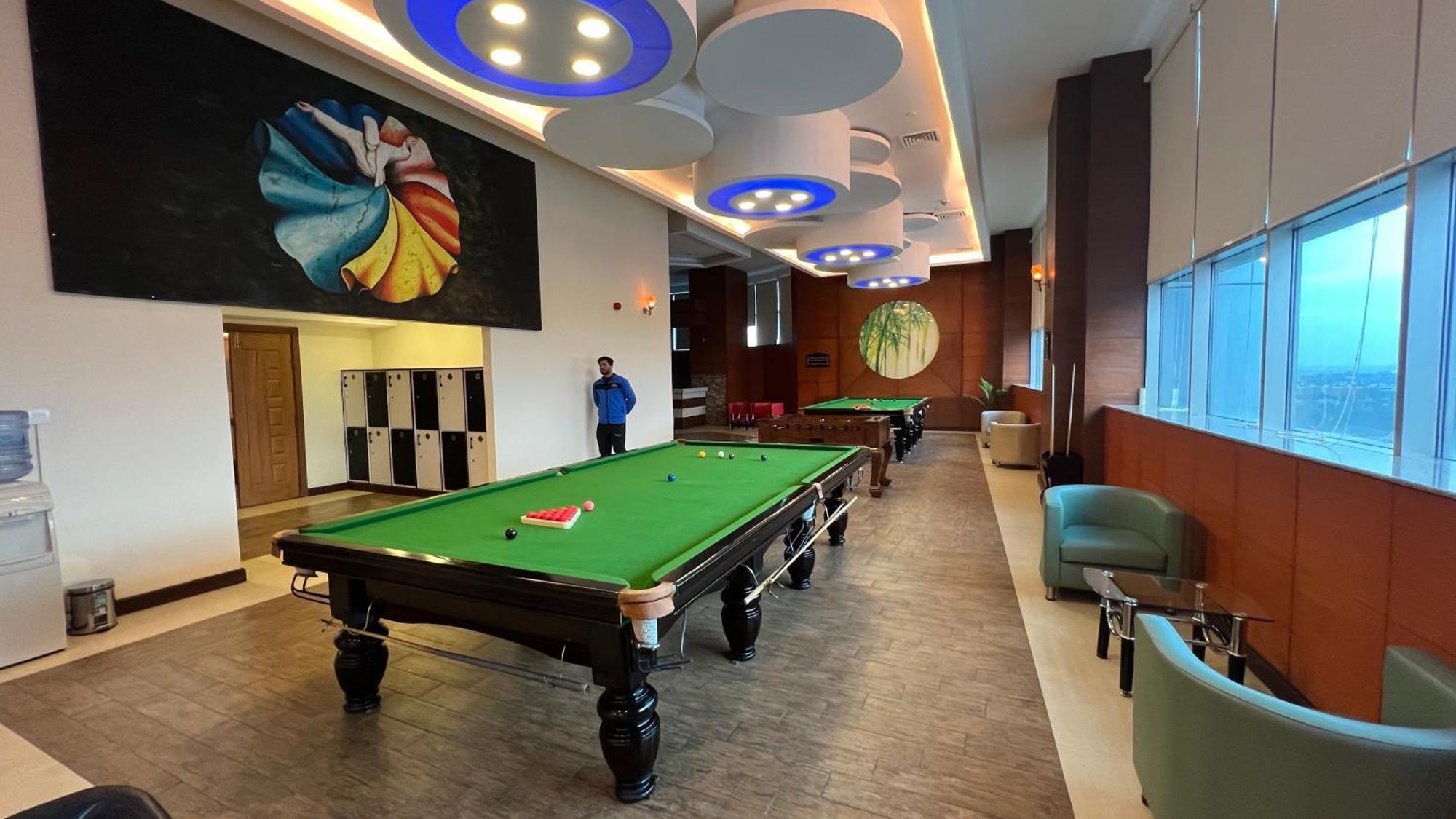 Centaurus Apartment City View Three Beds Islamabad Eksteriør billede
