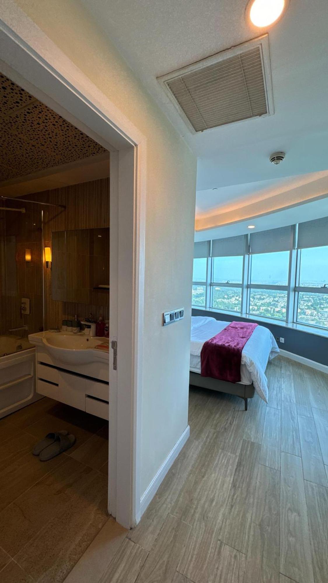 Centaurus Apartment City View Three Beds Islamabad Eksteriør billede