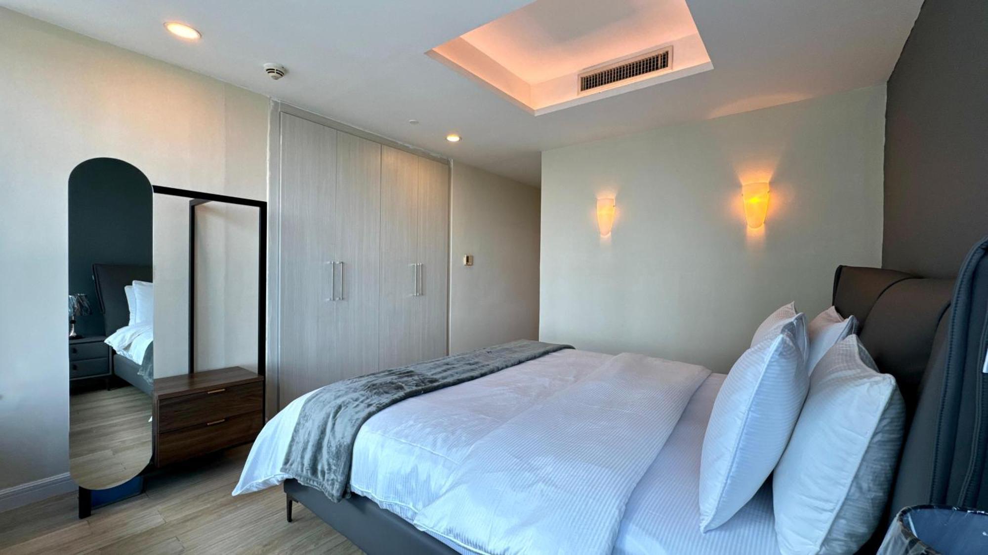 Centaurus Apartment City View Three Beds Islamabad Eksteriør billede